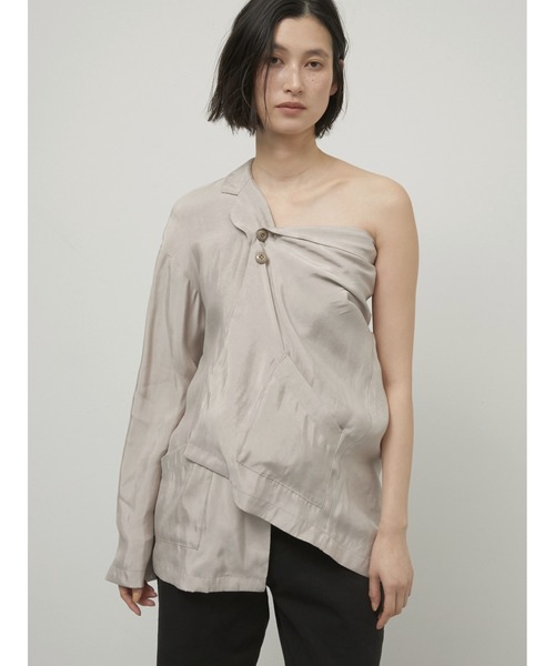 LA PEAU DE GEM（ラポドゥジェム）の「【LA PEAU DE GEM】2way drape jacket/2wayドレープジャケット（テーラードジャケット・レディース・ベージュ/ブラック・FREE）」の4枚目の写真