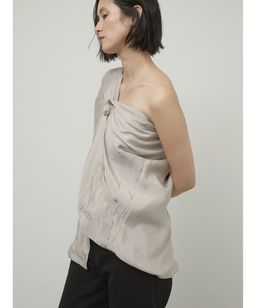 LA PEAU DE GEM（ラポドゥジェム）の「【LA PEAU DE GEM】2way drape jacket/2wayドレープジャケット（テーラードジャケット・レディース・ベージュ/ブラック・FREE）」の3枚目の写真