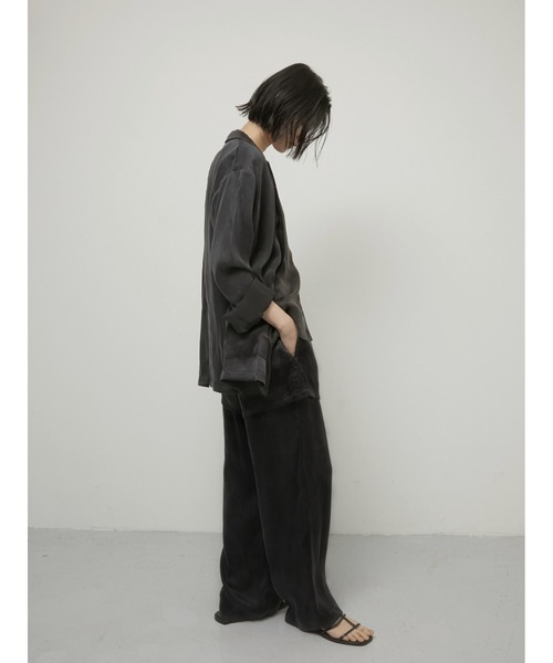 LA PEAU DE GEM（ラポドゥジェム）の「【LA PEAU DE GEM】2way drape jacket/2wayドレープジャケット（テーラードジャケット・レディース・ベージュ/ブラック・FREE）」の15枚目の写真