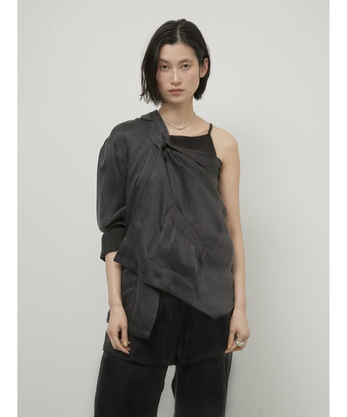 LA PEAU DE GEM（ラポドゥジェム）の「【LA PEAU DE GEM】2way drape jacket/2wayドレープジャケット（テーラードジャケット・レディース・ベージュ/ブラック・FREE）」の11枚目の写真