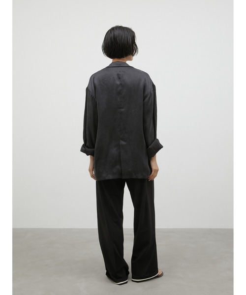 LA PEAU DE GEM(ラポドゥジェム)の「【LA PEAU DE GEM】2way drape jacket/2wayドレープジャケット(テーラードジャケット・レディース・ベージュ/ブラック・FREE)」の4枚目の写真