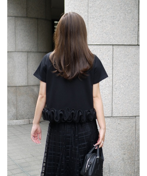 BeBeoD(べベッド)の「ビジュパールフリルヘムトップス(Tシャツ/カットソー・レディース・ブラック/ホワイト・フリー)」の9枚目の写真