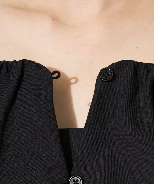 FREAK'S STORE(フリークスストア)の「限定展開 <接触冷感>フリルカラー 袖フレア ボタン トップス(Tシャツ/カットソー・レディース・ネイビー/ベージュ/ブラック/ブルー/オフホワイト・フリ-)」の22枚目の写真