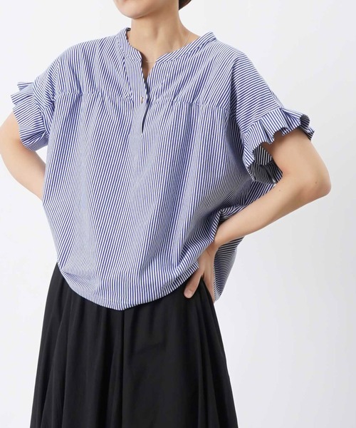 LUCA/LADY LUCK LUCA(ルカ/レディラックルカ)の「LC/LLL セミシルケットシャーリング半袖スキッパープルオーバー(Tシャツ/カットソー・レディース・レッド/ブルー/ブラック・FREE)」の1枚目の写真