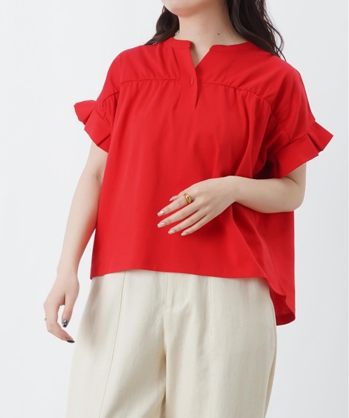 LUCA/LADY LUCK LUCA(ルカ/レディラックルカ)の「LC/LLL セミシルケットシャーリング半袖スキッパープルオーバー(Tシャツ/カットソー・レディース・レッド/ブルー/ブラック・FREE)」の4枚目の写真