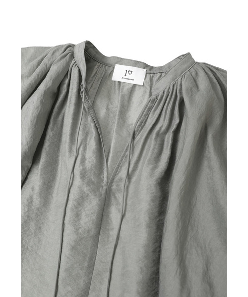 1er Arrondissement(プルミエアロンディスモン)の「シアーキュプラシルクラッフルブラウス(シャツ/ブラウス・レディース・ブラック系その他3/オフホワイト/グレー系その他5・38/36)」の20枚目の写真