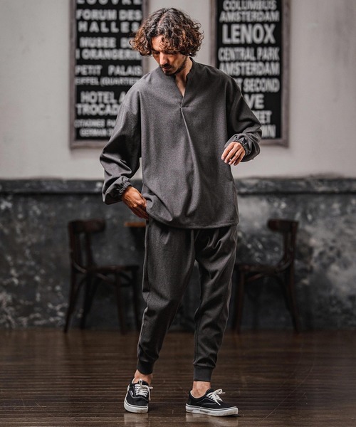 CAMBIO(カンビオ)の「mp15106-Brushed Tuck Slub Jogger Pants ジョガーパンツ(A71326cmb)(その他パンツ・メンズ・ベージュ/ブラック/チャコール/ブラウン・L/M/S)」の14枚目の写真