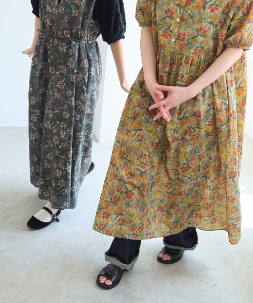 l'atelier du savon（アトリエドサボン）の「ばらのプリント ギャザーロングワンピース（ワンピース・レディース・オレンジ/グリーン・FREE）」の12枚目の写真