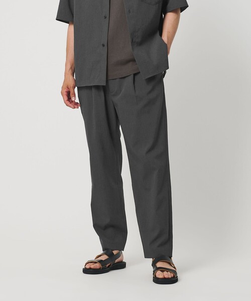 BEAUTY&YOUTH UNITED ARROWS（ビューティーアンドユースユナイテッドアローズ）の「KOMATSU PACK トロピカル 1P テーパード イージー パンツ NO.6 ストレッチ 吸水速乾 UVカット セットアップ対応（その他パンツ・メンズ・ダークグレー/ベージュ/ブラック・L/S/M/XL）」の9枚目の写真