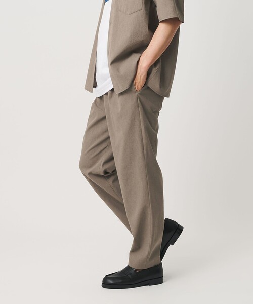 BEAUTY&YOUTH UNITED ARROWS（ビューティーアンドユースユナイテッドアローズ）の「KOMATSU PACK トロピカル 1P テーパード イージー パンツ NO.6 ストレッチ 吸水速乾 UVカット セットアップ対応（その他パンツ・メンズ・ダークグレー/ベージュ/ブラック・L/S/M/XL）」の13枚目の写真