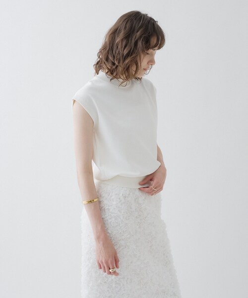 cloenc（クロエンス）の「【ひんやり／マシンウォッシュ】フレンチスリーブニット（ニット/セーター・レディース・ピンク/サックスブルー/ホワイト/ブラック/ワイン系1/ブラック系2・02）」の12枚目の写真