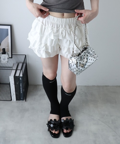 Ulysses（ユリシス）の「ティアードフリルショートパンツ（その他パンツ・レディース・ホワイト/ブラック・F）」の6枚目の写真