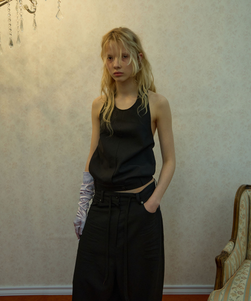 LCDC TM（エルシーディーシーティーエム）の「BLACK TAILORED HALTER (BLACK)（その他トップス・レディース・その他・SMALL/MEDIUM）」の12枚目の写真