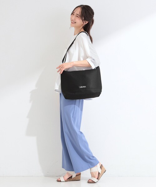 SHOO・LA・RUE(シューラルー)の「メッシュショルダーバッグ(ショルダーバッグ・レディース・ダークグレー/ブラック/ライトグレー・00)」の8枚目の写真