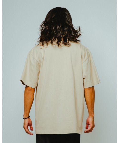 BIG MIKE（ビッグマイク）の「BIG MIKE ビッグマイク / バーガーショップ ロゴ 半袖プリント Tシャツ / 102628401（Tシャツ/カットソー・メンズ・スミクロ/ホワイト/サンドベージュ・X-LARGE/LARGE）」の4枚目の写真