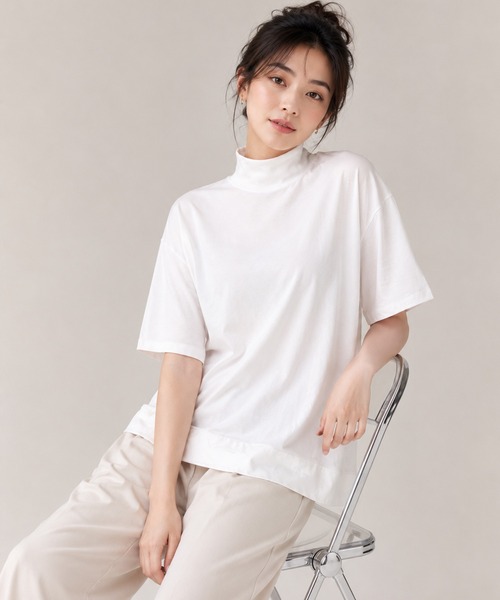 by LEGNA(バイレグナ)の「ハイネックゆるっとTシャツ(Tシャツ/カットソー・レディース・ホワイト/モカ/ブラック・LARGE/MEDIUM/SMALL)」の5枚目の写真