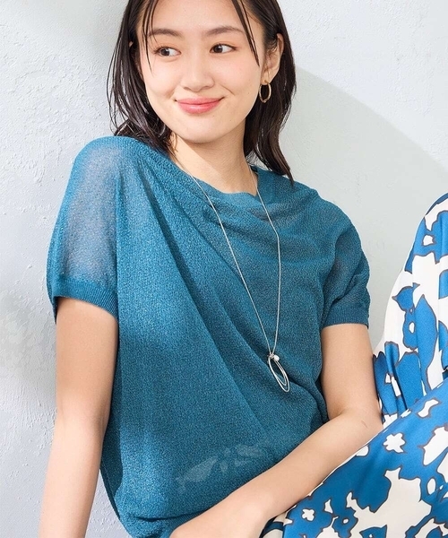 a.v.v(アーヴェヴェ)の「フレンチスリーブシアーサマーニット(ニット/セーター・レディース・ブルー/マスタード/チャコールグレー・38/40)」の3枚目の写真