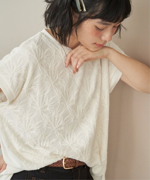 LBC(エルビーシー)の「【プチプラ★1990円】フロントレース切り替えプルオーバー(Tシャツ/カットソー・レディース・オフホワイト/ミント/ネイビー/グレイッシュベージュ・L/M)」の18枚目の写真