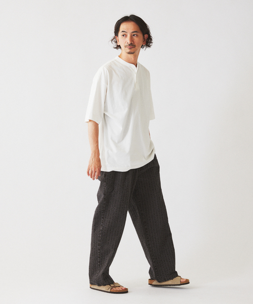 JOURNAL STANDARD relume(ジャーナルスタンダード レリューム)の「ガーメントダイ サッカーチェック イージーパンツ(その他パンツ・メンズ・ネイビー/ブラック/ブラウン・LARGE/MEDIUM)」の4枚目の写真