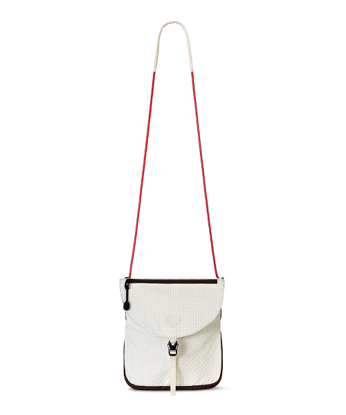 FENNEC（フェネック）の「AIRY MINI BAG - BUTTER（ショルダーバッグ・レディース・その他・FREE）」の5枚目の写真