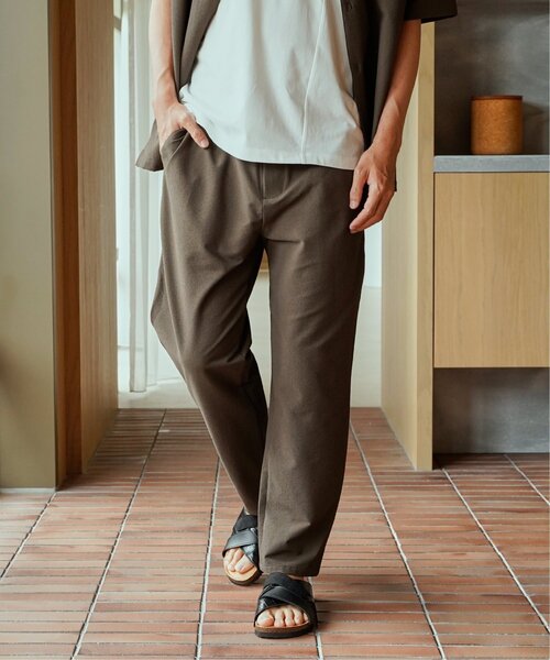 ikka(イッカ)の「【接触冷感】シアサッカーパンツ(その他パンツ・メンズ・ブラウン/ブルー/チャコール・M/L/XL/S)」の18枚目の写真