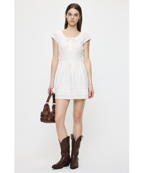 MOUSSY(マウジー)の「COTTON LACE MINI ドレス(ワンピース・レディース・ブラック/ネイビー/ホワイト・1/2)」の6枚目の写真