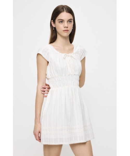 MOUSSY(マウジー)の「COTTON LACE MINI ドレス(ワンピース・レディース・ブラック/ネイビー/ホワイト・1/2)」の9枚目の写真