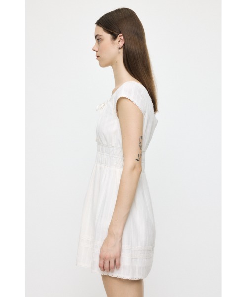MOUSSY(マウジー)の「COTTON LACE MINI ドレス(ワンピース・レディース・ブラック/ネイビー/ホワイト・1/2)」の11枚目の写真