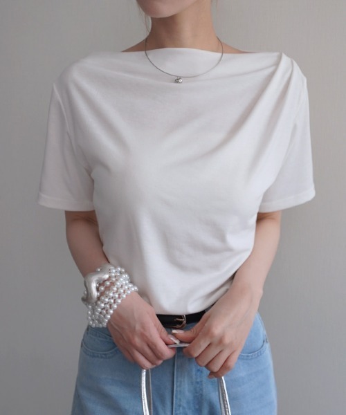 Rashik(ラシク)の「【Rashik】ボートネックトップス カットソー 半袖 トップス Tシャツ ドレープ 3way オフショル(Tシャツ/カットソー・レディース・ブラック/ホワイト・FREE)」の1枚目の写真
