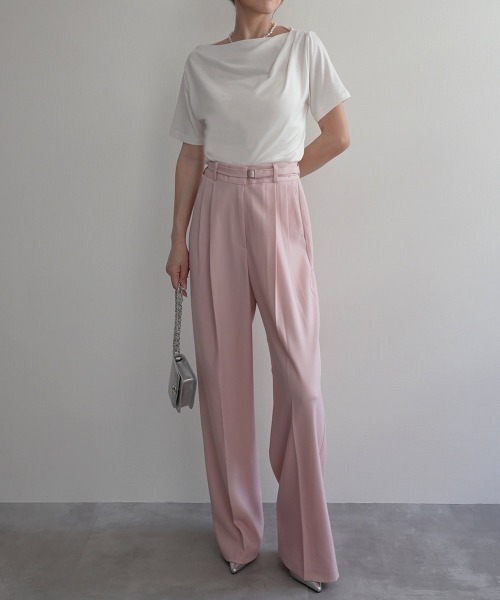 Rashik(ラシク)の「【Rashik】ボートネックトップス カットソー 半袖 トップス Tシャツ ドレープ 3way オフショル(Tシャツ/カットソー・レディース・ブラック/ホワイト・FREE)」の4枚目の写真