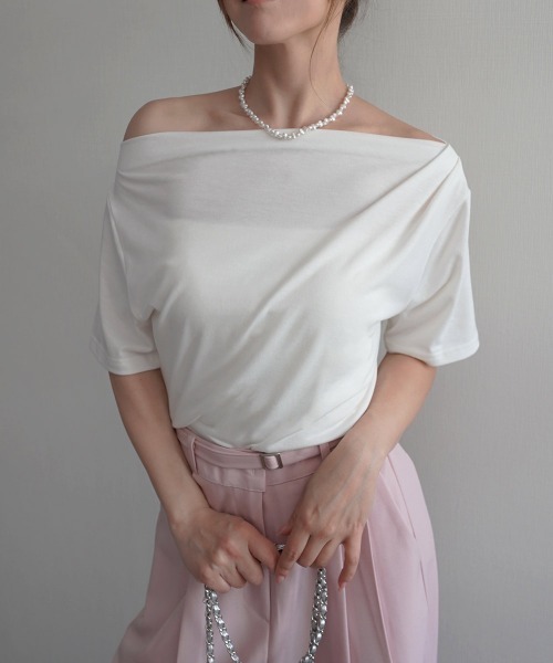 Rashik(ラシク)の「【Rashik】ボートネックトップス カットソー 半袖 トップス Tシャツ ドレープ 3way オフショル(Tシャツ/カットソー・レディース・ブラック/ホワイト・FREE)」の18枚目の写真