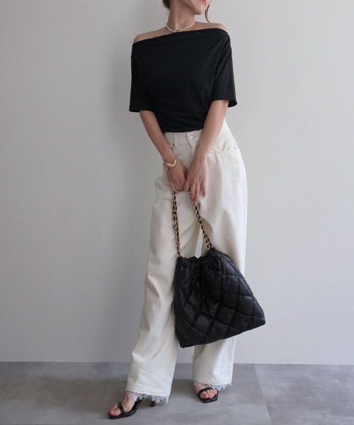 Rashik(ラシク)の「【Rashik】ボートネックトップス カットソー 半袖 トップス Tシャツ ドレープ 3way オフショル(Tシャツ/カットソー・レディース・ブラック/ホワイト・FREE)」の21枚目の写真