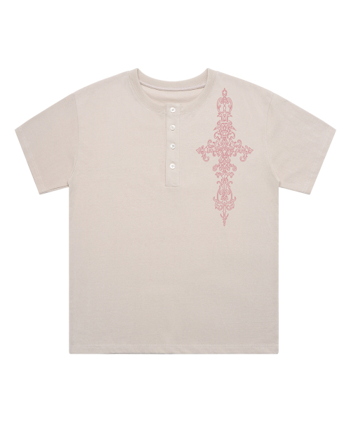 GRAVER（グレーバー）の「[ユニセックス]SIMCROSS ヘンリーネック半袖Tシャツ_2カラー（Tシャツ/カットソー・レディース・ベージュ/チャコール・M/L）」の12枚目の写真