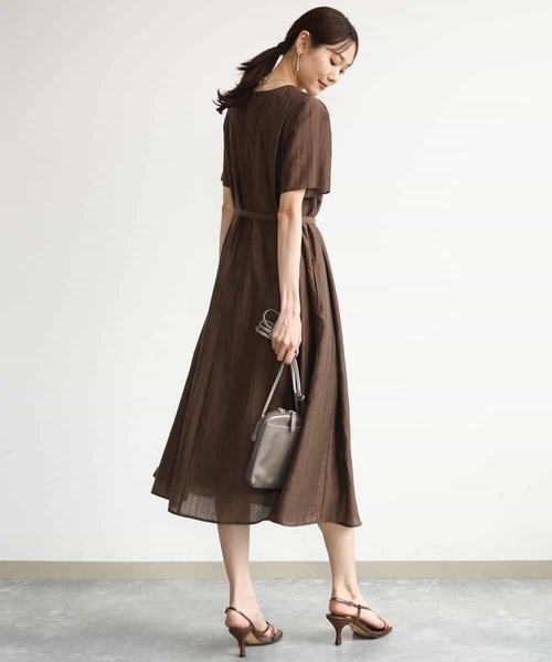 MK MICHEL KLEIN（エムケーミッシェルクラン）の「[洗える]ドビーストライプフレアーワンピース（ワンピース・レディース・ブラック/ブラウン・38）」の6枚目の写真