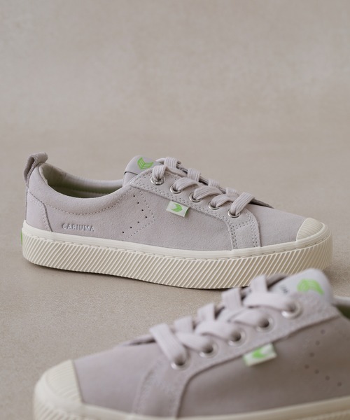 CARIUMA（カリウマ）の「OCA Low Suede Sneaker スウェード スニーカー（スニーカー・メンズ・ブルー/ライトグレー・US-7/US-7h/US-6/US8/US-8/US8.5/US-6h/US-9）」の2枚目の写真