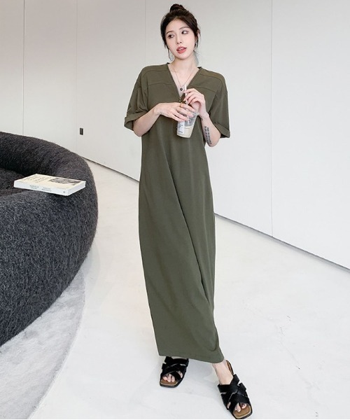 LETee(レティー)の「ゆったりシルエットで体型カバーも叶う。大人のリラックス半袖ワンピース(ワンピース・レディース・カーキ/グレー/ブラック・FREE)」の19枚目の写真
