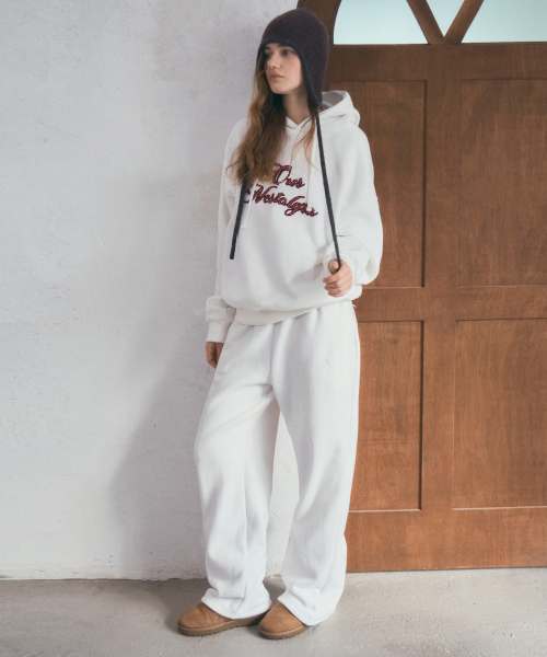 Petal Boucle Hoodie Set‑up — комплект худи и штанов, цвет айвори (O25‑SET01).
