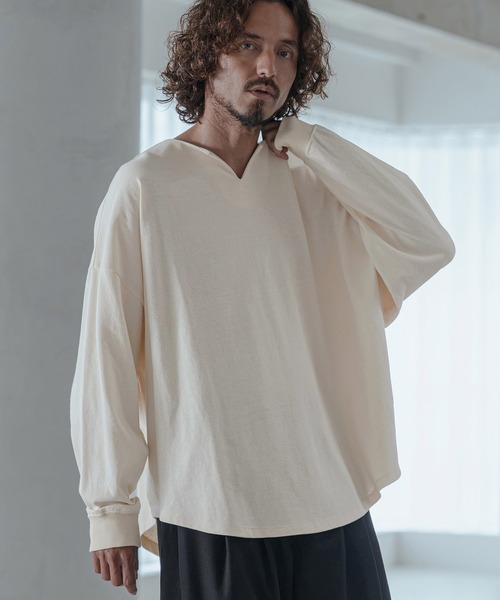 Magine（マージン）の「mlt5773-Heavyweight Open-End Jersey Key Neck T-Shirt キーネックTシャツ(MGN-263-027)（Tシャツ/カットソー・メンズ・ブラック/キナリ・44/46/48）」の7枚目の写真