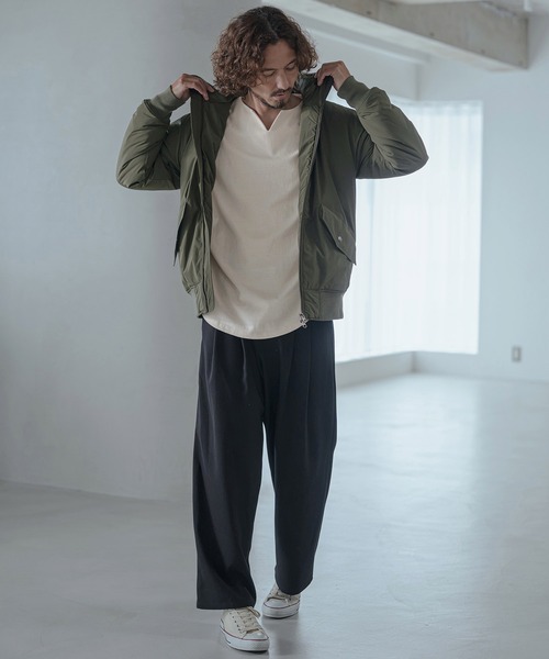 Magine（マージン）の「mlt5773-Heavyweight Open-End Jersey Key Neck T-Shirt キーネックTシャツ(MGN-263-027)（Tシャツ/カットソー・メンズ・ブラック/キナリ・44/46/48）」の10枚目の写真