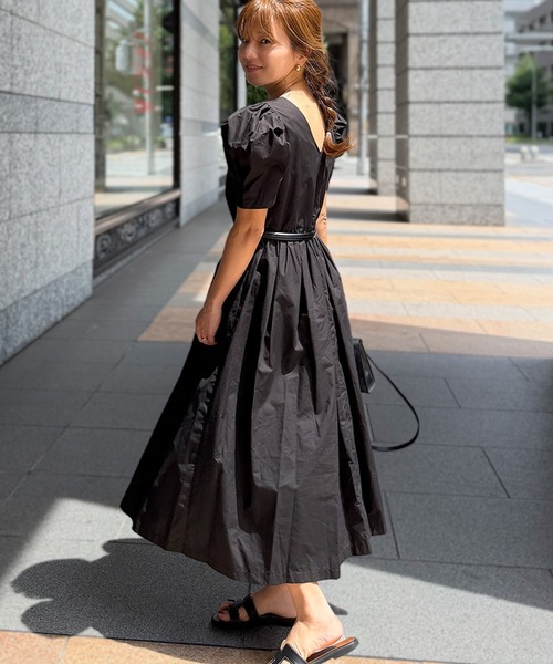 ST.ROONEY（セントルーニー）の「パフスリーブVバックワンピース【低身長・小柄女性向け】（ワンピース・レディース・ベージュ/ブラック・XS）」の16枚目の写真