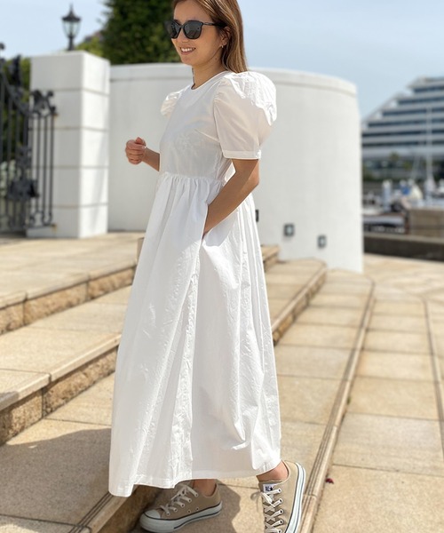 ST.ROONEY（セントルーニー）の「パフスリーブVバックワンピース【低身長・小柄女性向け】（ワンピース・レディース・ベージュ/ブラック・XS）」の22枚目の写真
