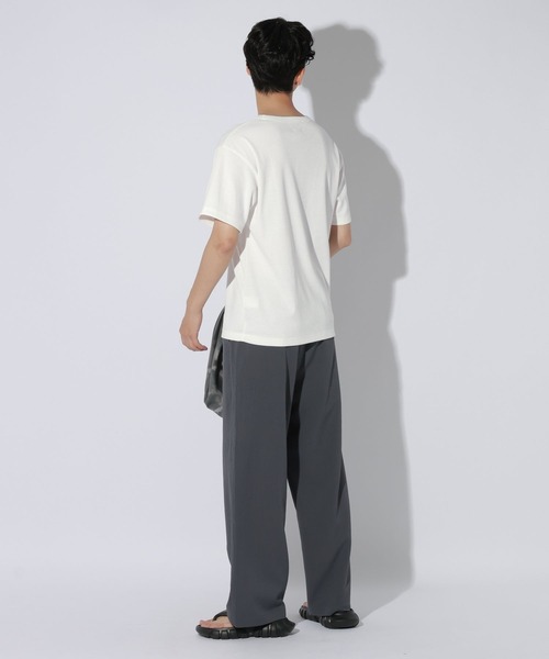 LAKOLE(ラコレ)の「コンパクトテレコT / 1047436(Tシャツ/カットソー・メンズ・ホワイト/ブラック/ネイビー・LARGE/MEDIUM)」の4枚目の写真