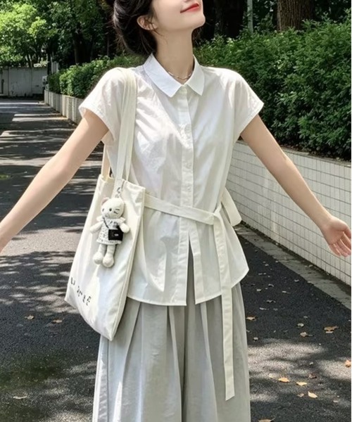 AsheKsha(アシクシャ)の「リボン付きウエストマーク半袖シャツ(シャツ/ブラウス・レディース・ホワイト・S/M)」の7枚目の写真