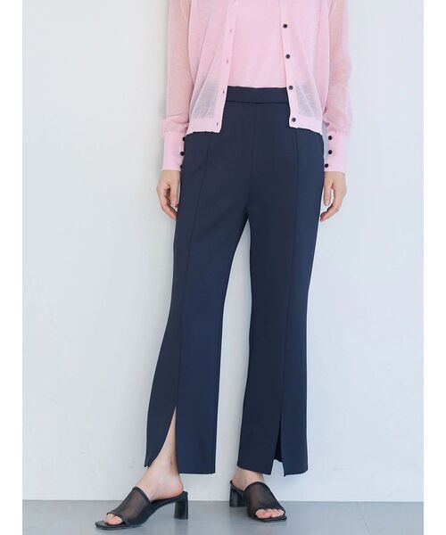 TONAL(トーナル)の「360°ストレッチスリムフレアパンツ(スラックス・レディース・ライトグレー/ブラック/ネイビー・MEDIUM/LARGE/SMALL)」の13枚目の写真