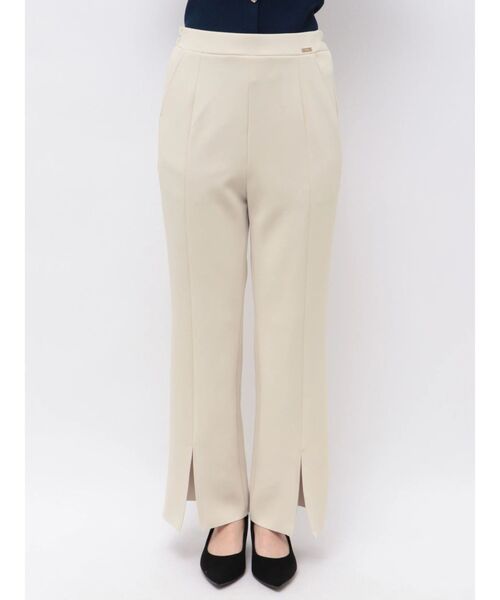 TONAL(トーナル)の「360°ストレッチスリムフレアパンツ(スラックス・レディース・ライトグレー/ブラック/ネイビー・MEDIUM/LARGE/SMALL)」の17枚目の写真