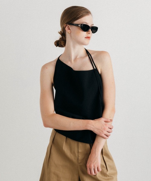 CREDONA(クレドナ)の「HOLTER NECK TOPS/ホルター ネック トップス(Tシャツ/カットソー・レディース・ブラック/ホワイト/ベージュ・FREE)」の21枚目の写真