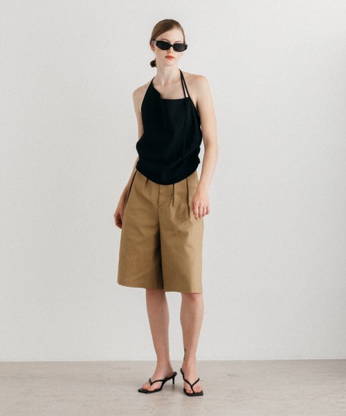 CREDONA(クレドナ)の「HOLTER NECK TOPS/ホルター ネック トップス(Tシャツ/カットソー・レディース・ブラック/ホワイト/ベージュ・FREE)」の9枚目の写真