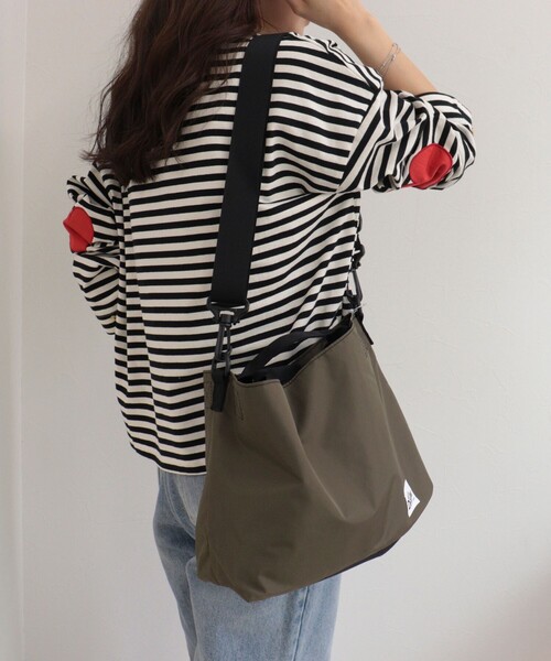 fredy emue（フレディエミュ）の「【Drifter/ドリフター】CARRY ALL BAG（トートバッグ・レディース・ブラウン/ブラック/グレー系その他/オレンジ系その他/ブラウン系その他・FREE）」の9枚目の写真