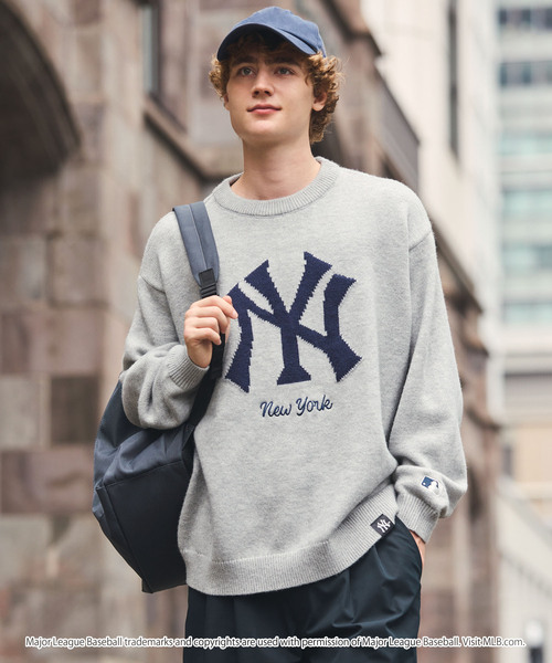 MLB(メジャーリーグベースボール)の「MLB Jacquard Logo Mohair Touch Knit / MLB別注 ジャガードロゴ刺繍 モヘアタッチニット<帯電防止/マシンウォッシャブル>(ニット/セーター・メンズ・ダークブラウン/アッシュグレー/アイボリー/ダークネイビー・S/M/L)」の22枚目の写真