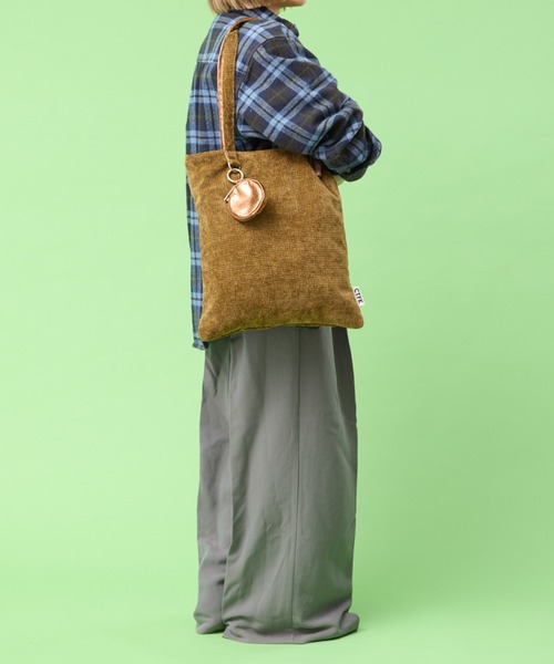CONTROL FREAK / CTFK(コントロールフリーク)の「CONTROL FREAK / CTFK(コントロールフリーク/シーティーエフケー)HOLIDAYトート(トートバッグ・レディース・アイボリー/カーキ/レオパード・FREE)」の16枚目の写真
